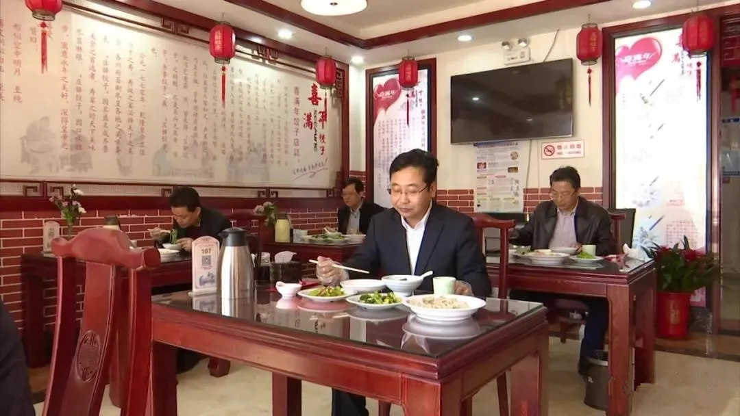 1587120762290576.jpg 640.webp.jpg